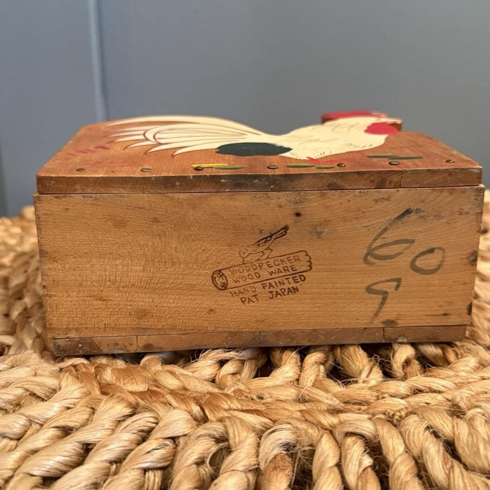 Vintage 50's Hand-Painted Rooster Napkin Holder/Wall Pocket Woodpecker Woodware - Picture 8 of 8